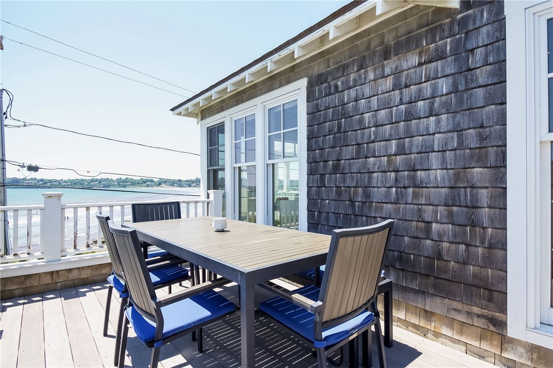 28 Esplanade Middletown, RI 02842 - Photo 31 of 39