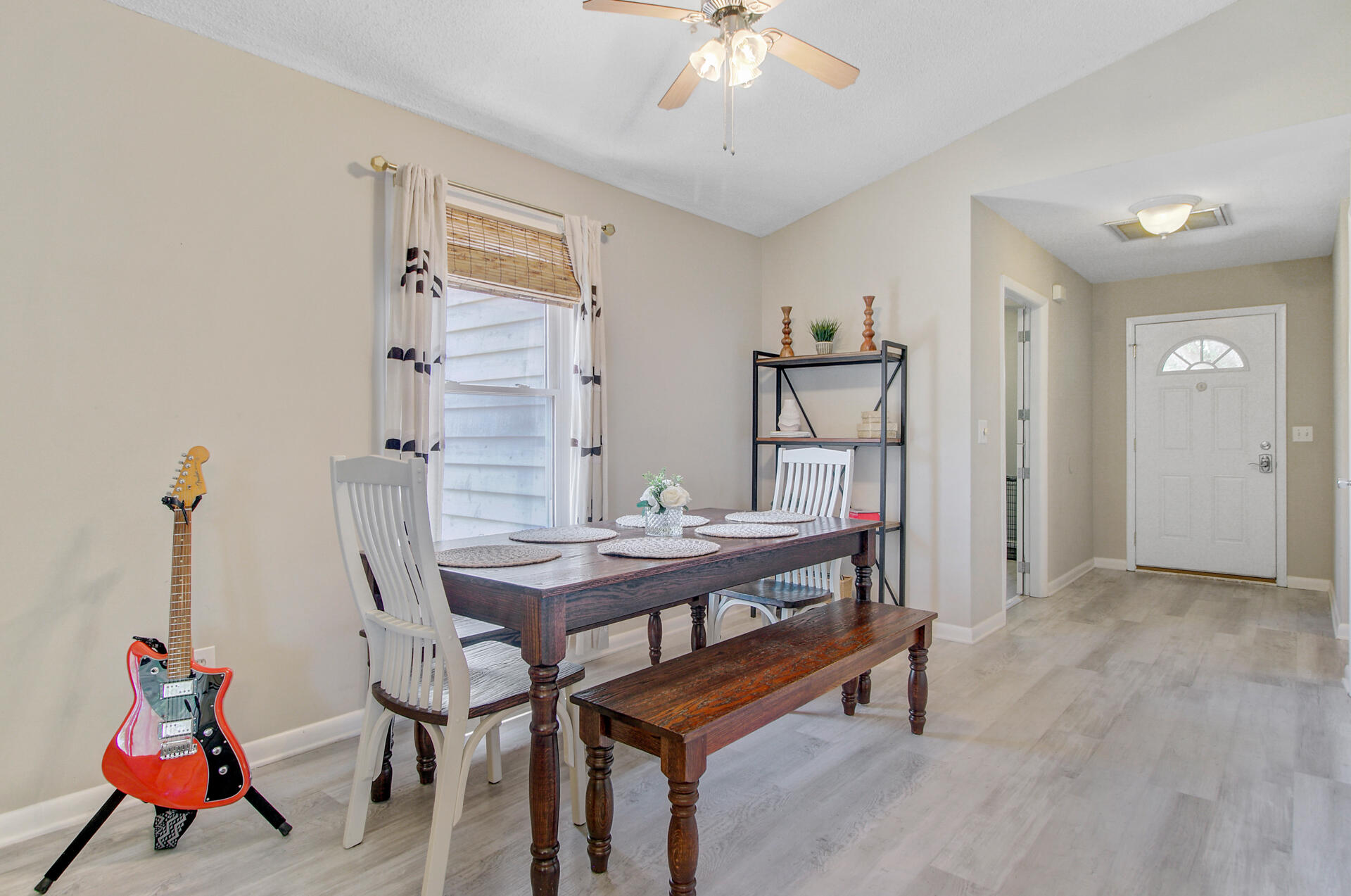 1224 Decoy Court Mount Pleasant, SC 29464 - Photo 20 of 61 Dining Area