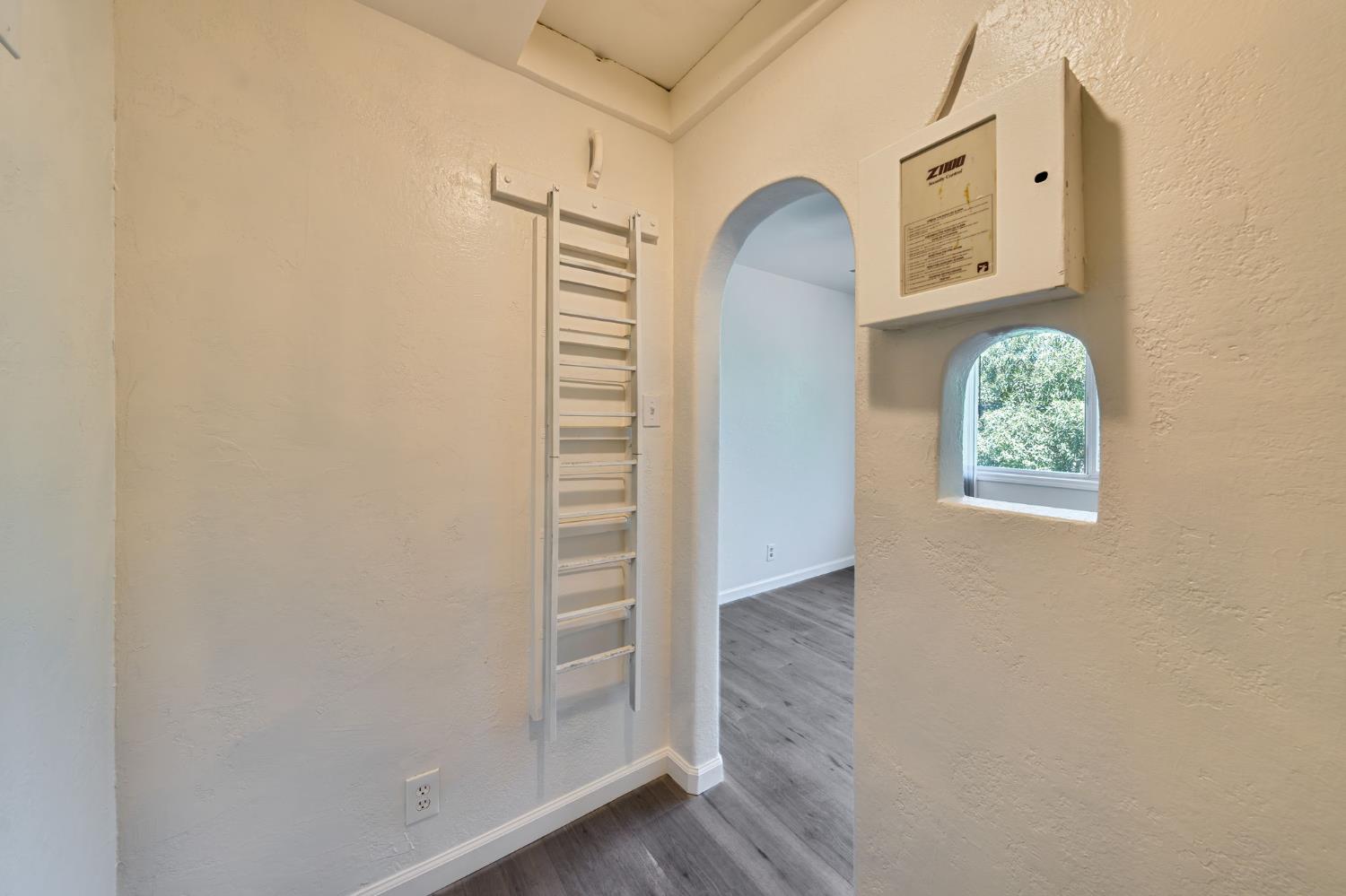 5758 Walerga Road, Unit 4 Sacramento, CA 95842 - Photo 14 of 29