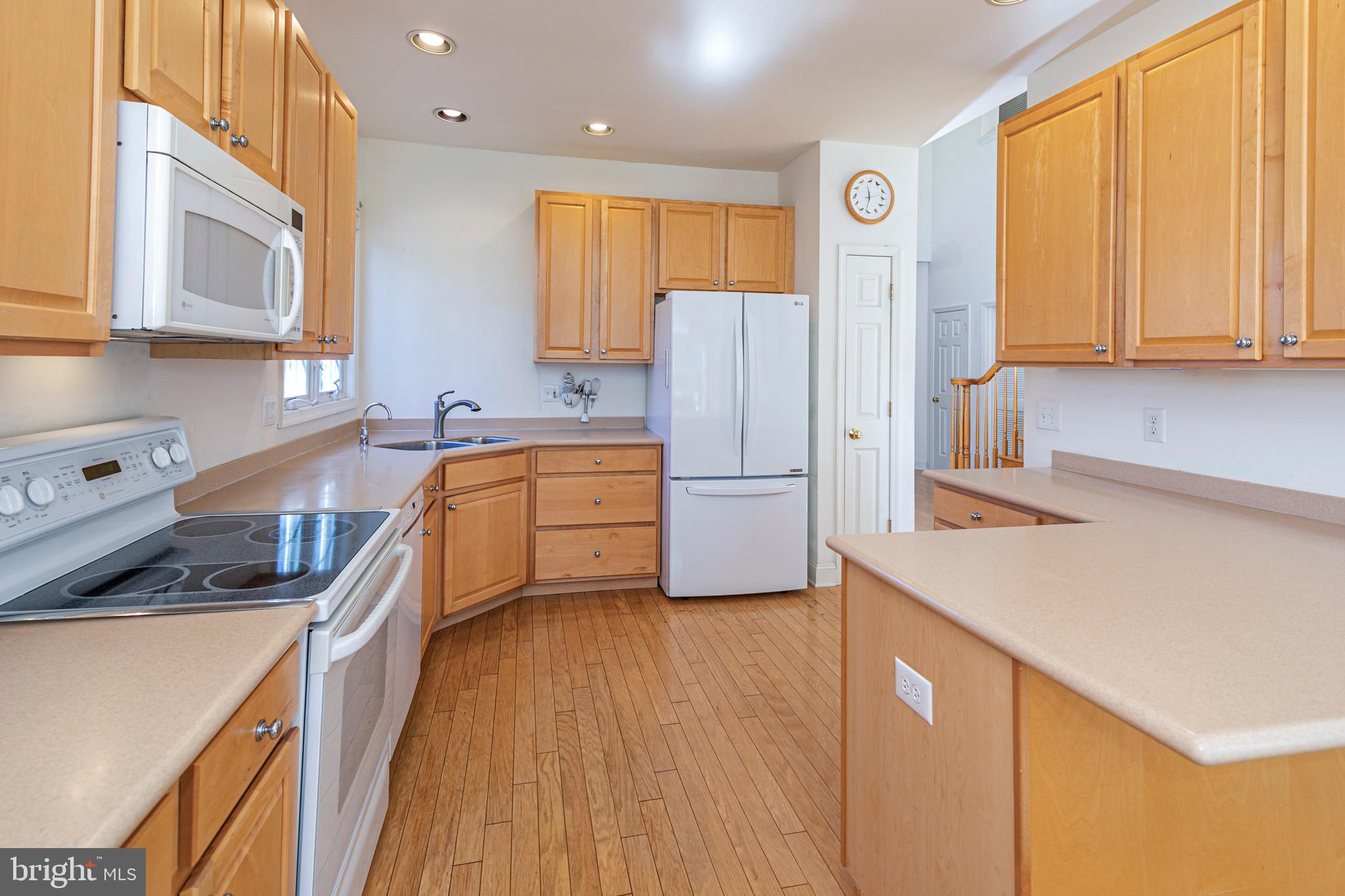 1 Bethpage Drive Skillman, NJ 08558 - Photo 12 of 32 Kitchen