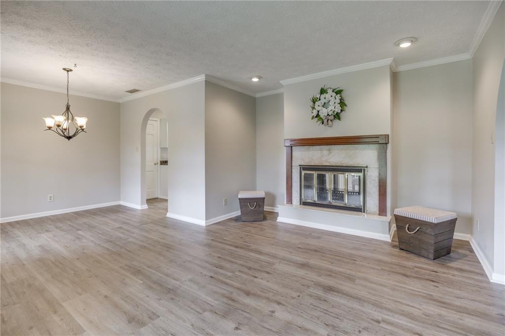 4132 Rolling Trails Road Greenwood, IN 46142 - Photo 9 of 39 Gallery Image 9