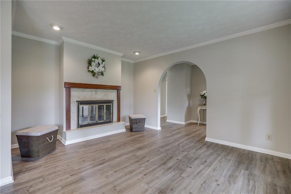 4132 Rolling Trails Road Greenwood, IN 46142 - Photo 10 of 39 Gallery Image 10