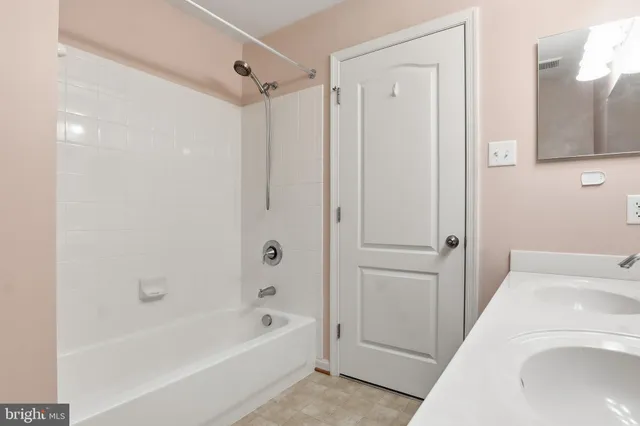 $489,900 | 8569 Diamond Run Court, Seven Valleys, PA 17360