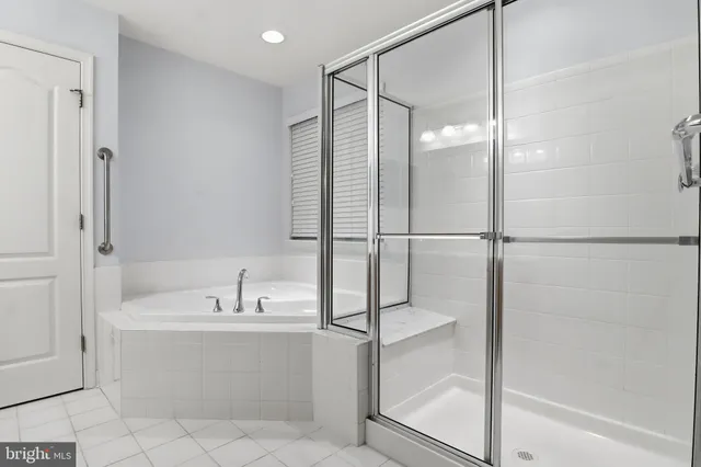 $489,900 | 8569 Diamond Run Court, Seven Valleys, PA 17360