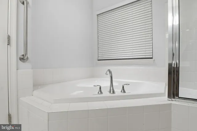 $489,900 | 8569 Diamond Run Court, Seven Valleys, PA 17360