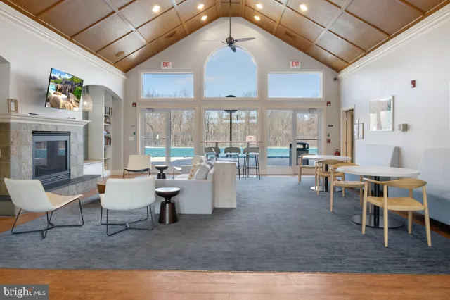 $489,900 | 8569 Diamond Run Court, Seven Valleys, PA 17360