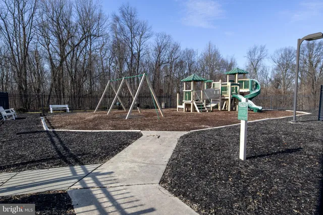 $489,900 | 8569 Diamond Run Court, Seven Valleys, PA 17360