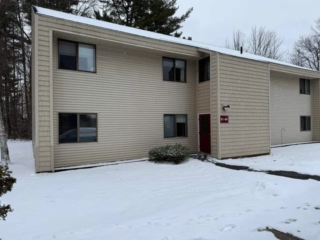 $279,900 | 64 Bayberry Lane, South Burlington, VT 05403