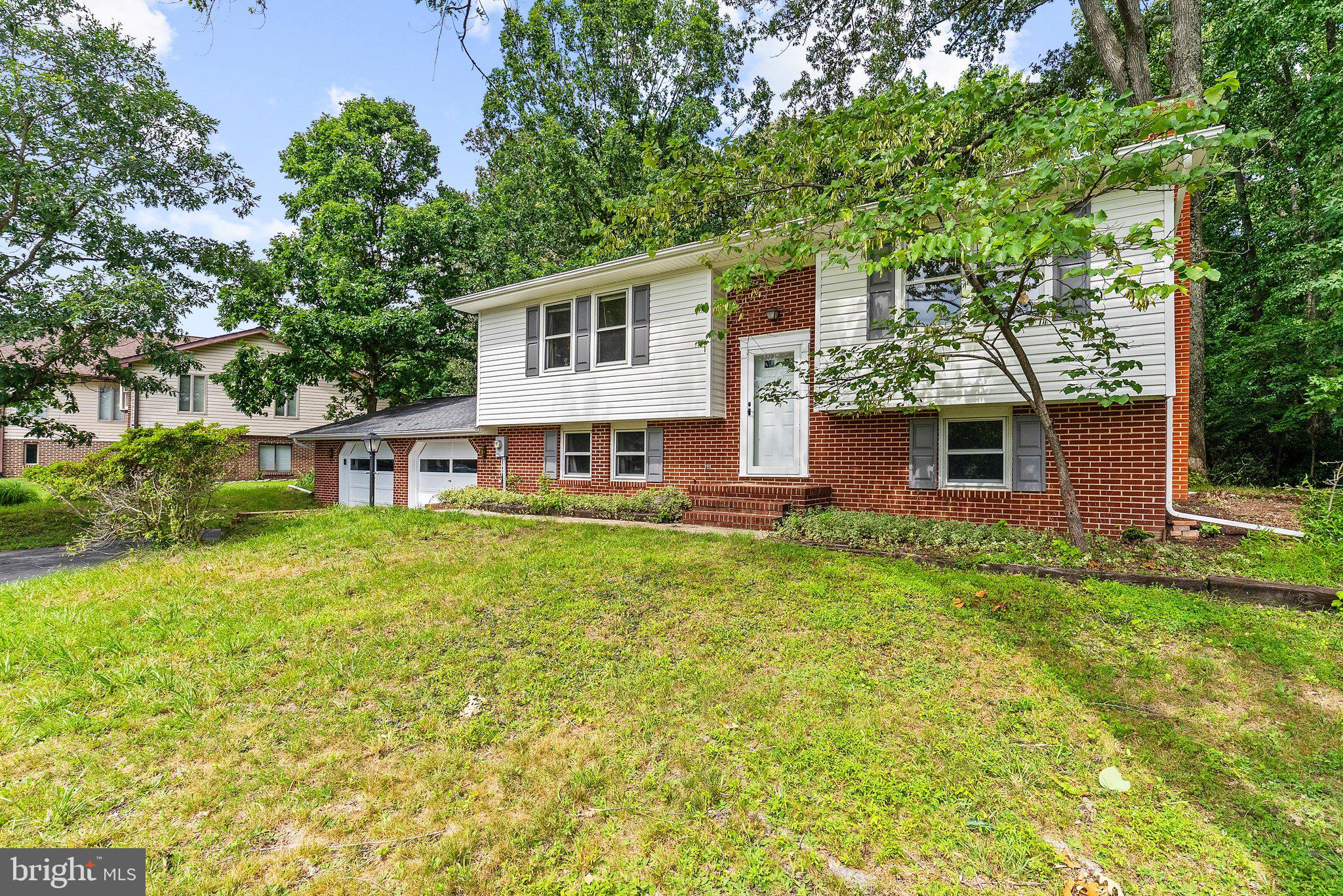 130 Circle Road Pasadena, MD 21122 - Photo 9 of 49