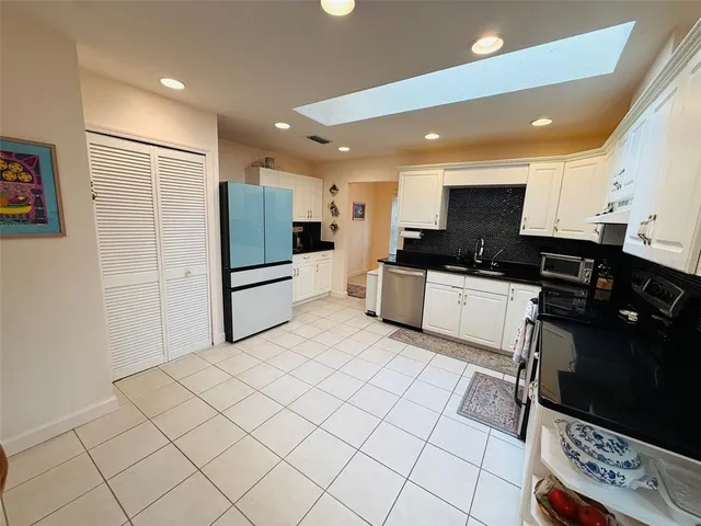 $360,000 | 6010 Northwest 53 Terrace, Gainesville, FL 32653