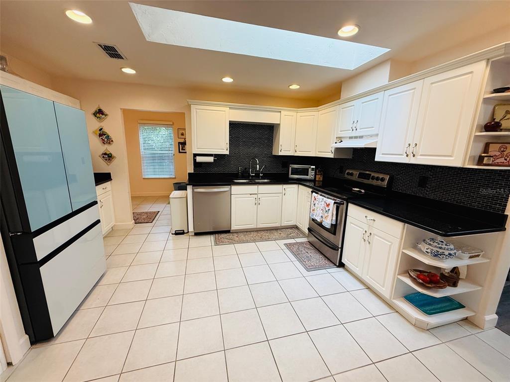 6010 Northwest 53 Terrace Gainesville, FL 32653 - Photo 7 of 29