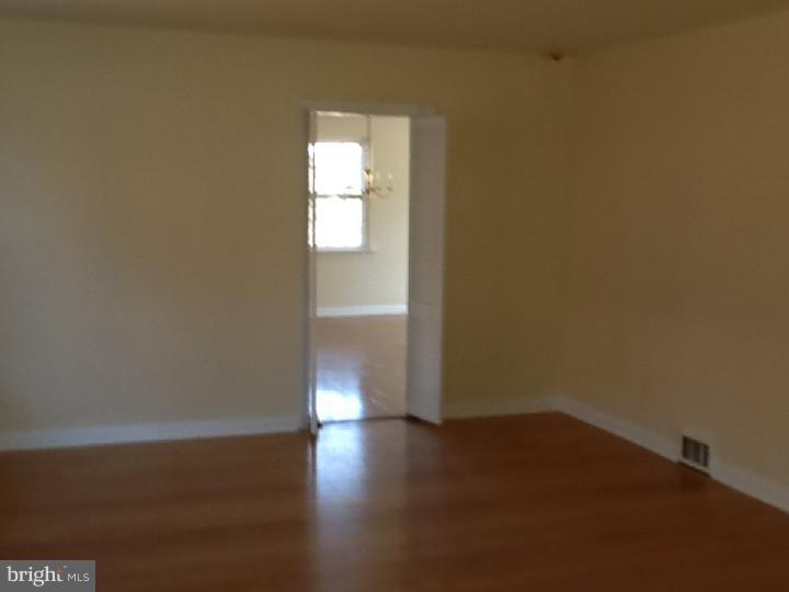233 1/2 Hamilton Road Merion Station, PA 19066 - Photo 3 of 11