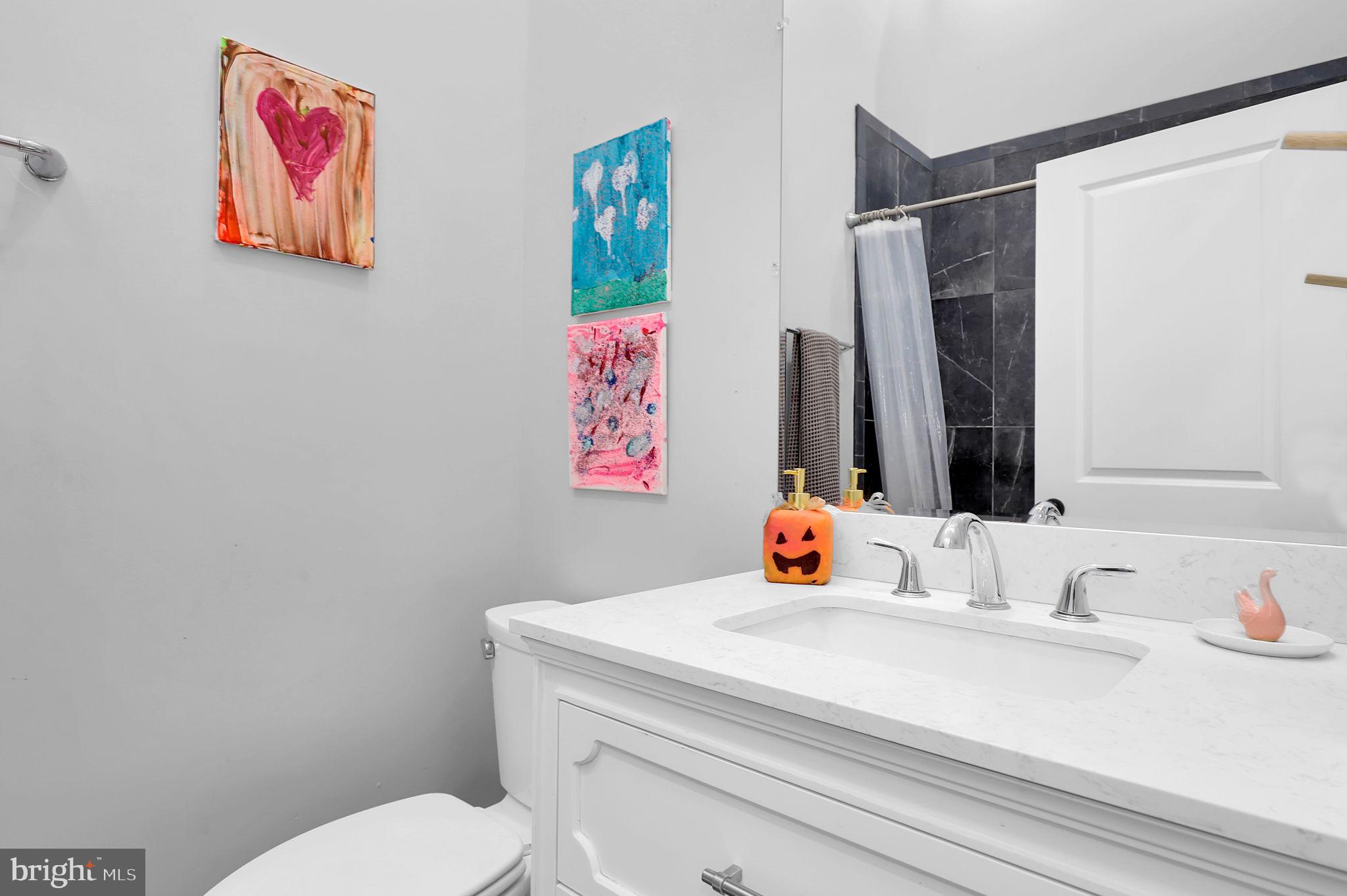 16745 Spielman Road Williamsport, MD 21795 - Photo 20 of 38 Bathroom 1