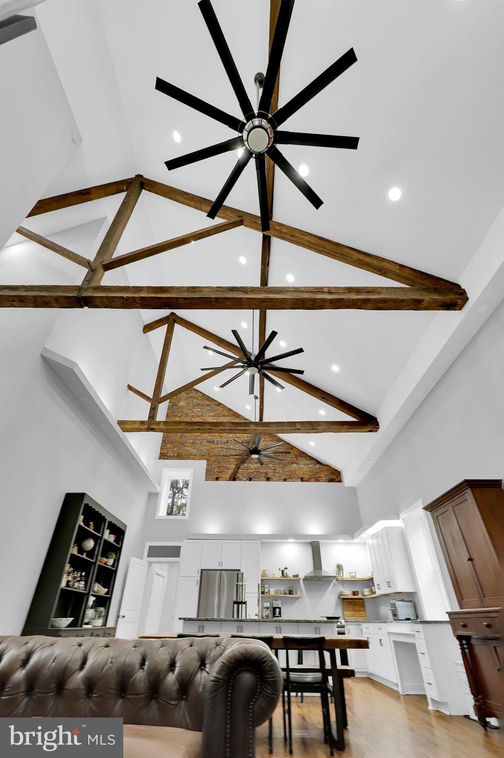 16745 Spielman Road Williamsport, MD 21795 - Photo 8 of 38 Magnificent 200 year old Roof Trusses