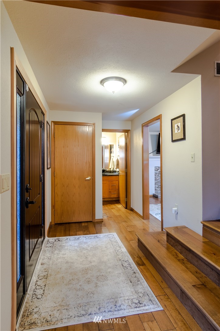 15543 Southeast 169th Street Renton, WA 98058 - Photo 3 of 35 a view of an empty room