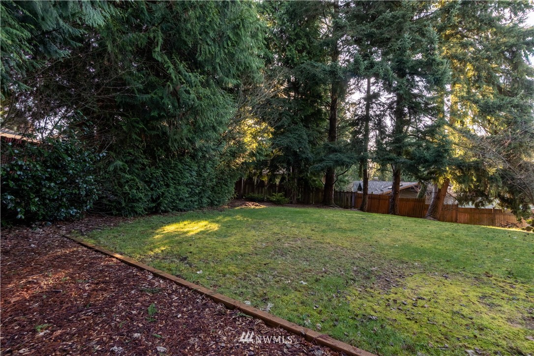 15543 Southeast 169th Street Renton, WA 98058 - Photo 30 of 35 a view of outdoor space