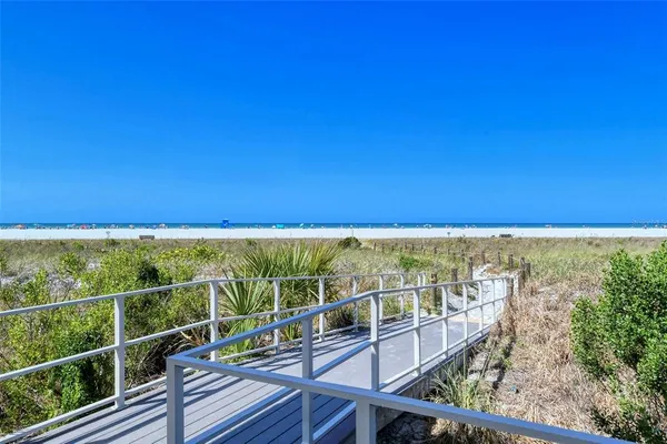 $444,900 | 5260 Heron Way, Unit 202, Sarasota, FL 34231
