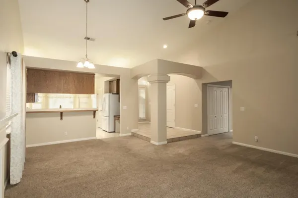 $450,000 | 793 Applegate Avenue, Clovis, CA 93611