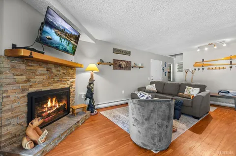 $560,000 | 1439 Ski Run Boulevard, Unit A3, South Lake Tahoe, CA 96150
