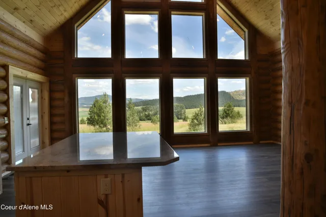 $799,000 | 293 Vine Maple, Desmet, ID 83824