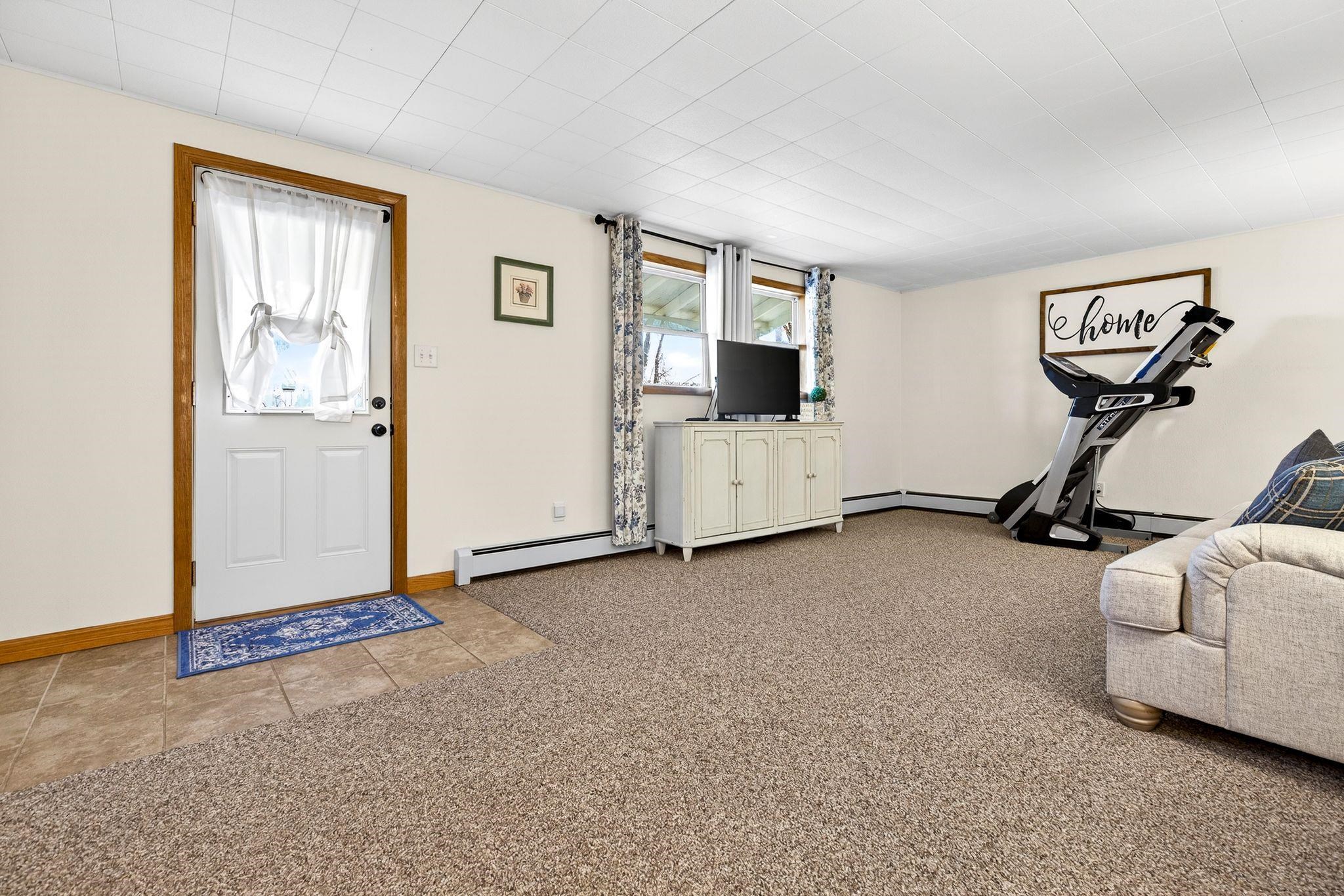 1009 Riverside Drive Waupaca, WI 54981 - Photo 20 of 55