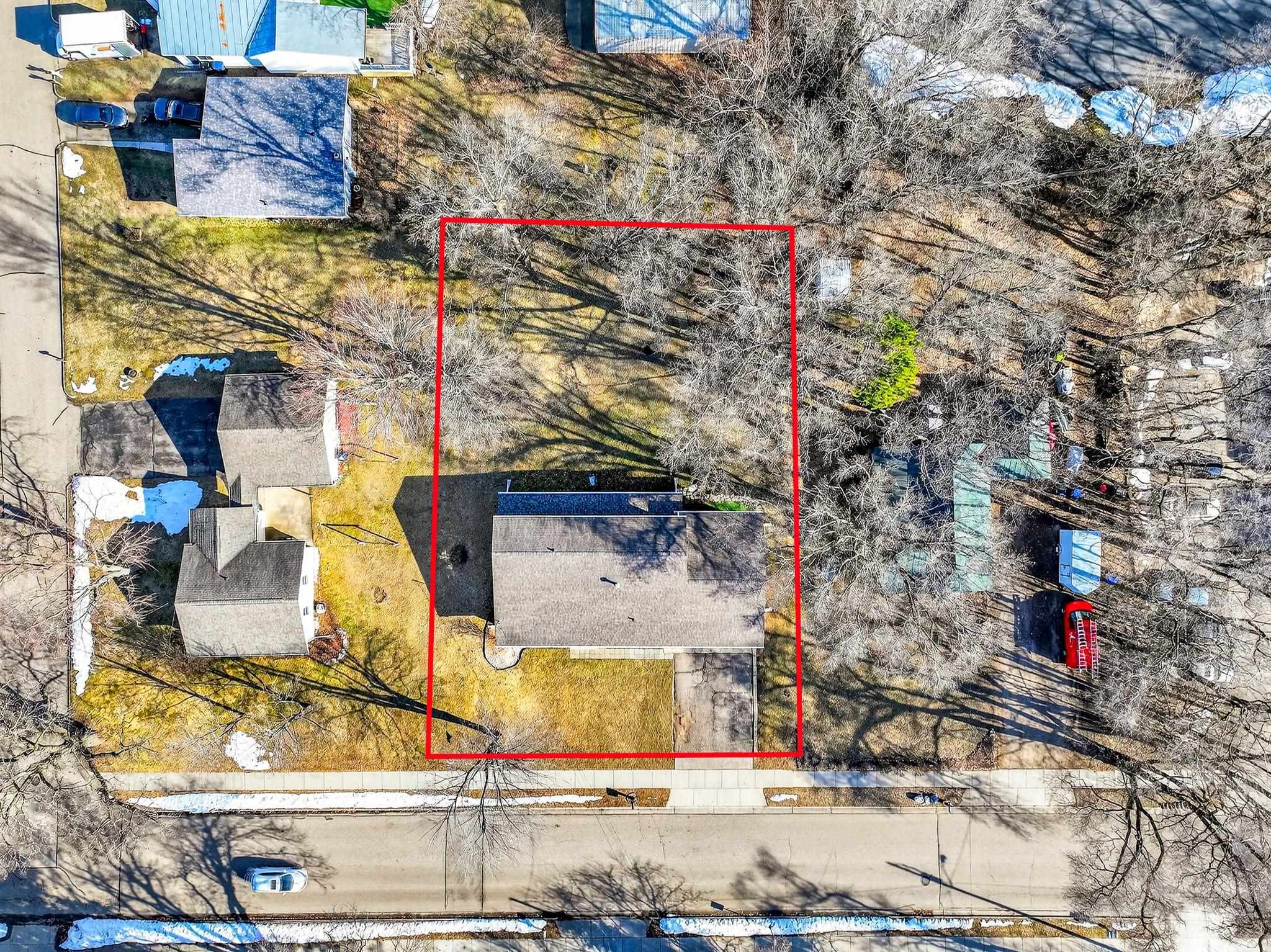 1009 Riverside Drive Waupaca, WI 54981 - Photo 3 of 55