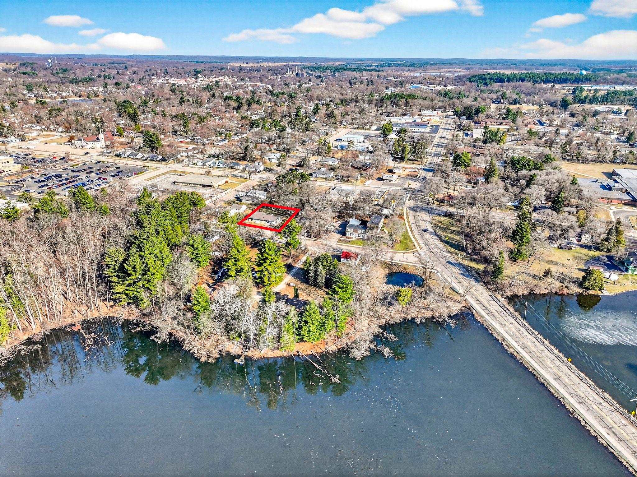 1009 Riverside Drive Waupaca, WI 54981 - Photo 38 of 55