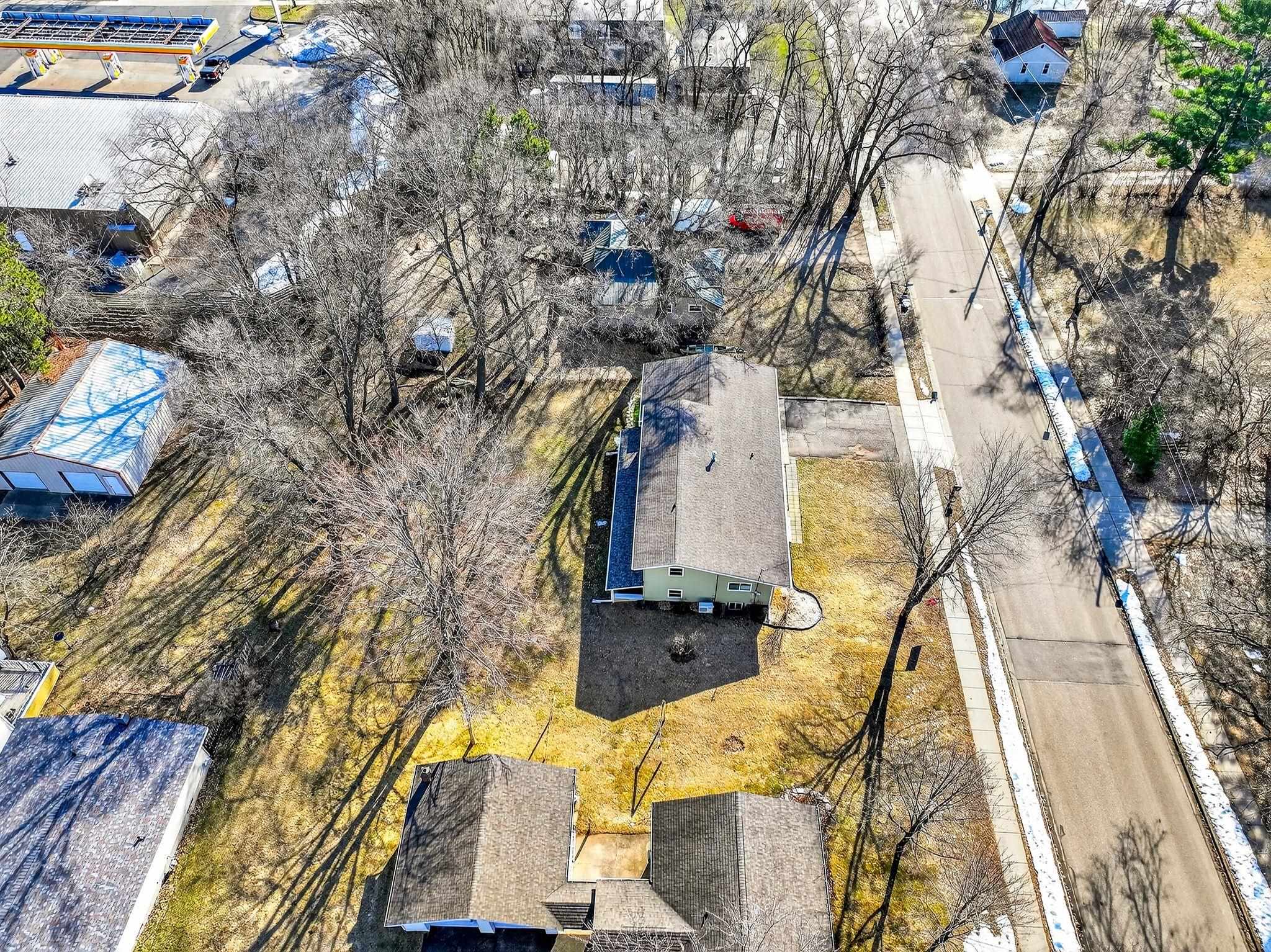 1009 Riverside Drive Waupaca, WI 54981 - Photo 43 of 55