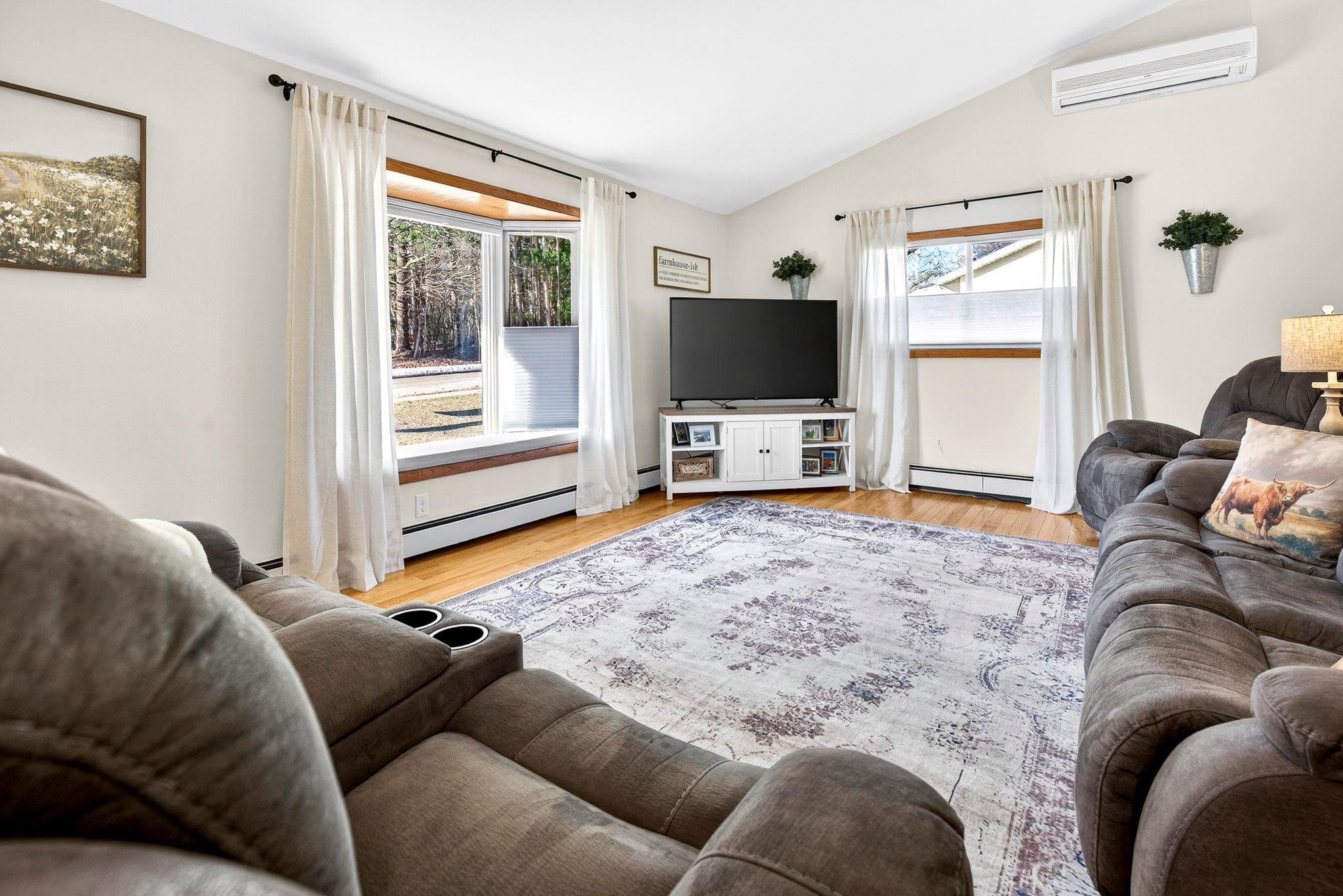 1009 Riverside Drive Waupaca, WI 54981 - Photo 8 of 55