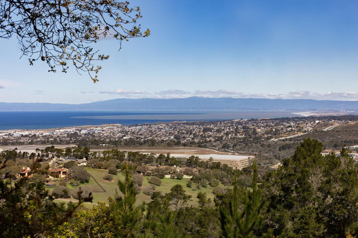 7855 Monterra Oaks Road Monterey, CA 93940 - Photo 3 of 7