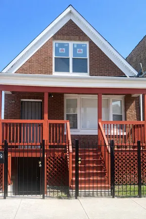 $1,700 | 1249 South Kolin Avenue, Unit GRDN, Chicago, IL 60623
