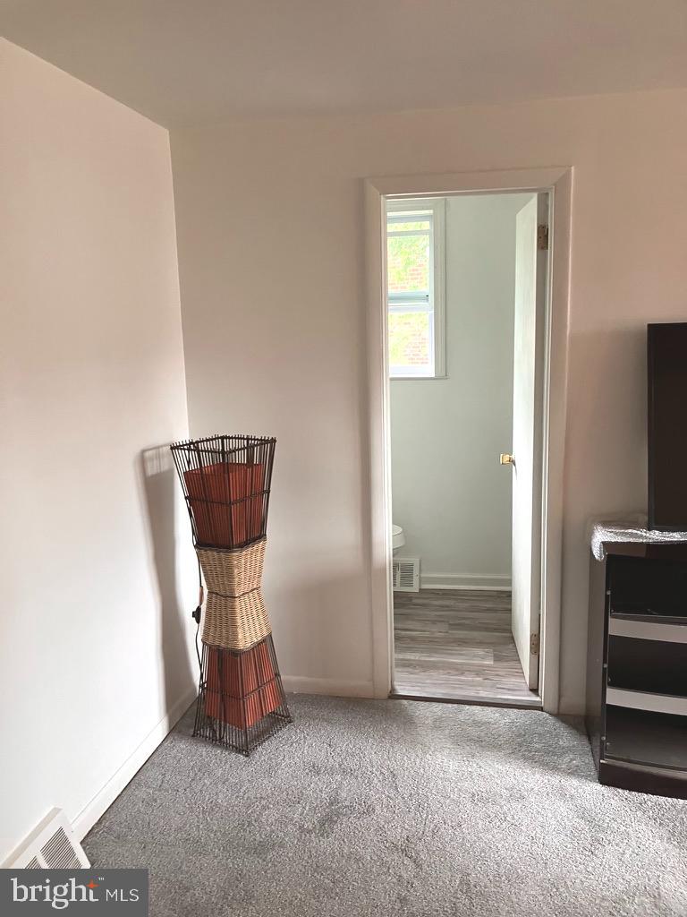 1414 Powell Road Brookhaven, PA 19015 - Photo 15 of 39