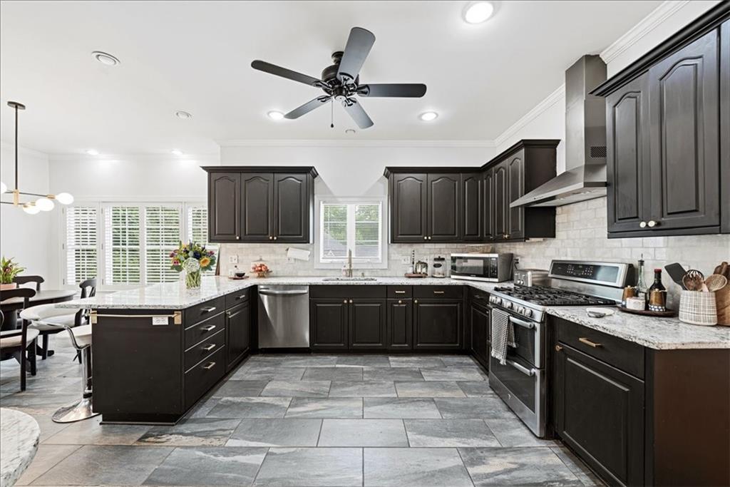 763 Byrnwyck Road Northeast Brookhaven, GA 30319 - Photo 12 of 45