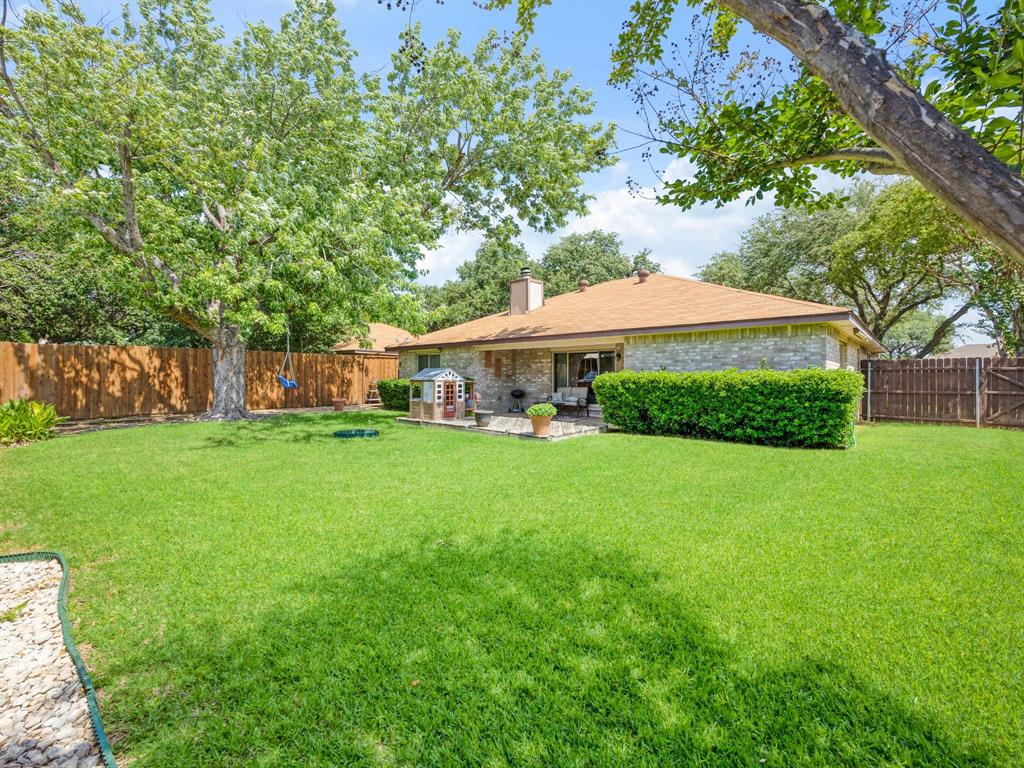 2032 Spicewood Road Bedford, TX 76021 - Photo 18 of 21