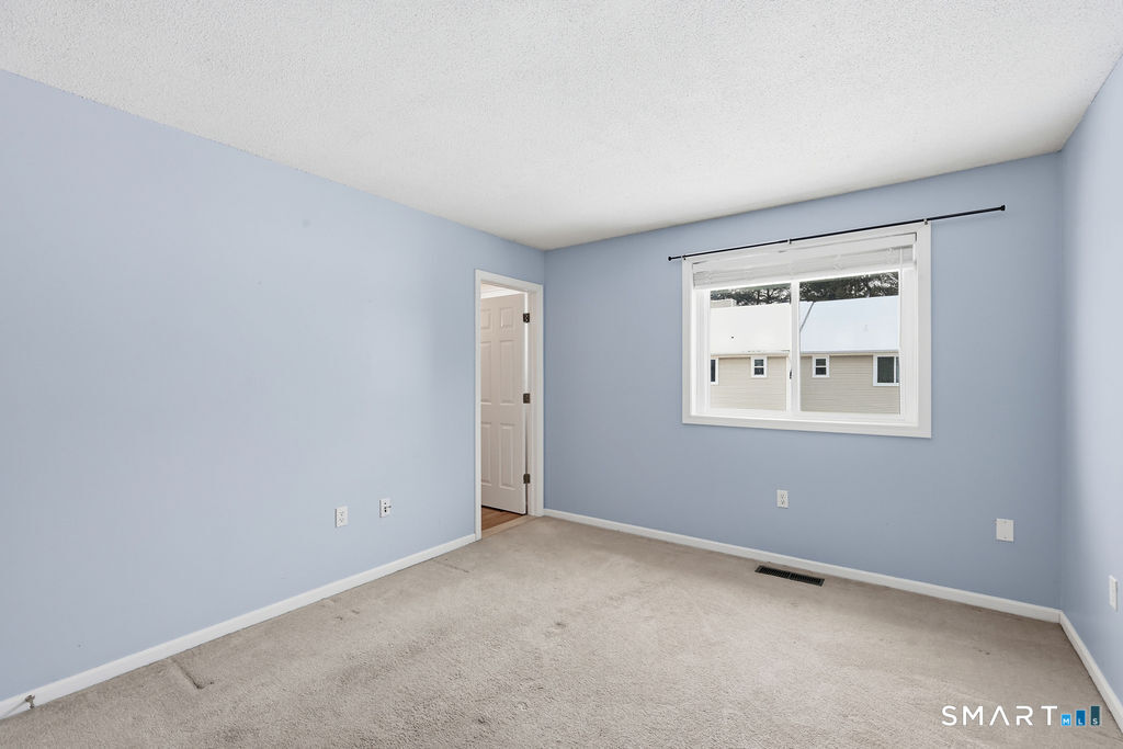 16 Seymour Road, Unit 2H East Granby, CT 06026 - Photo 19 of 35