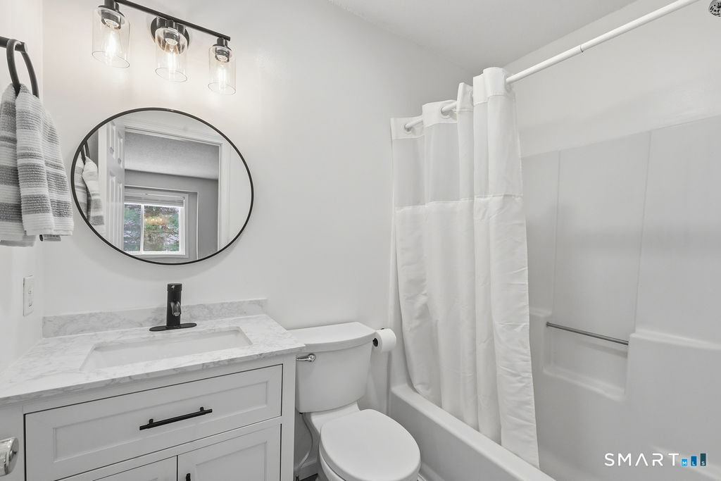 16 Seymour Road, Unit 2H East Granby, CT 06026 - Photo 25 of 35