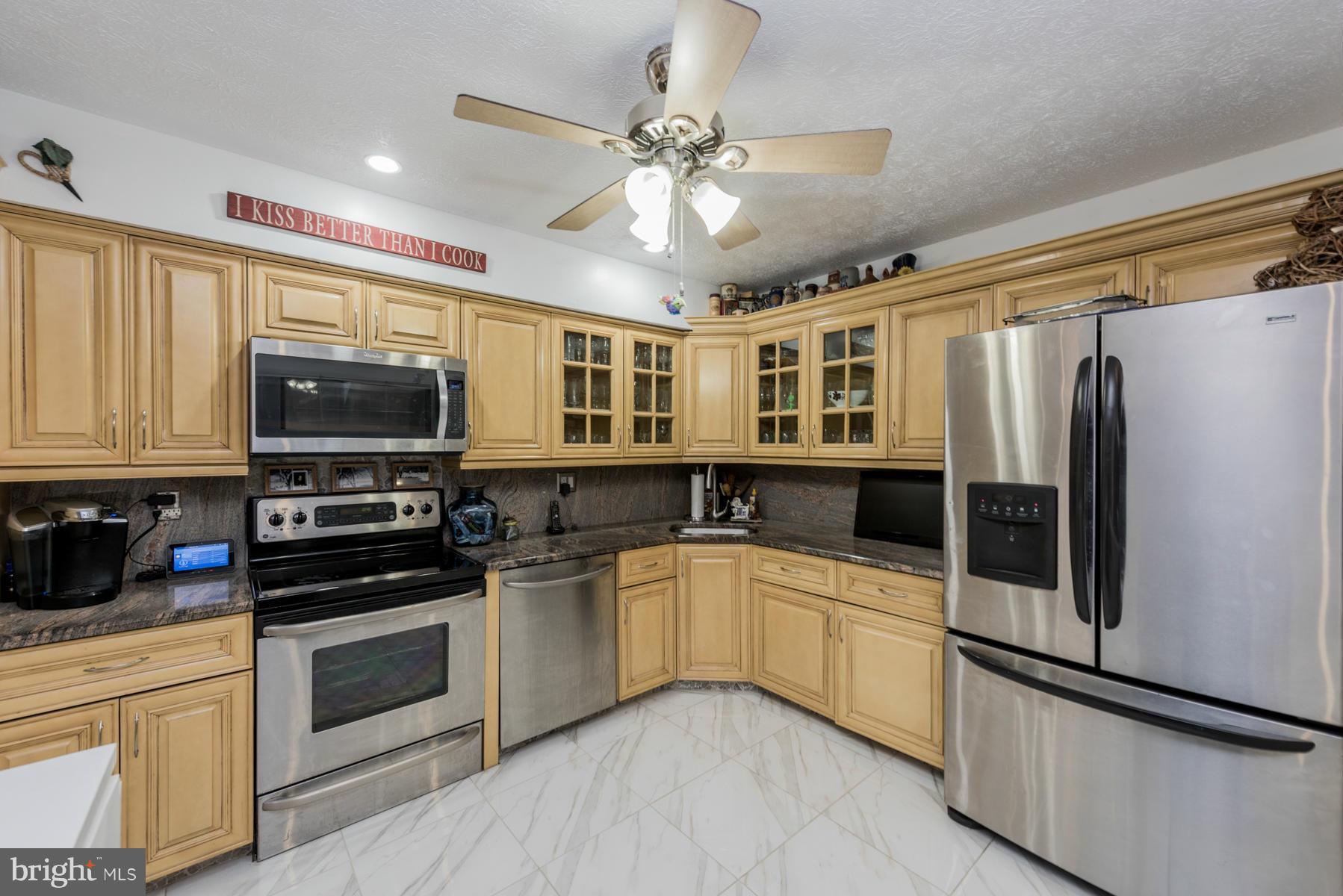 5575 Vantage Point Road, Unit 11 Columbia, MD 21044 - Photo 3 of 30 Kitchen
