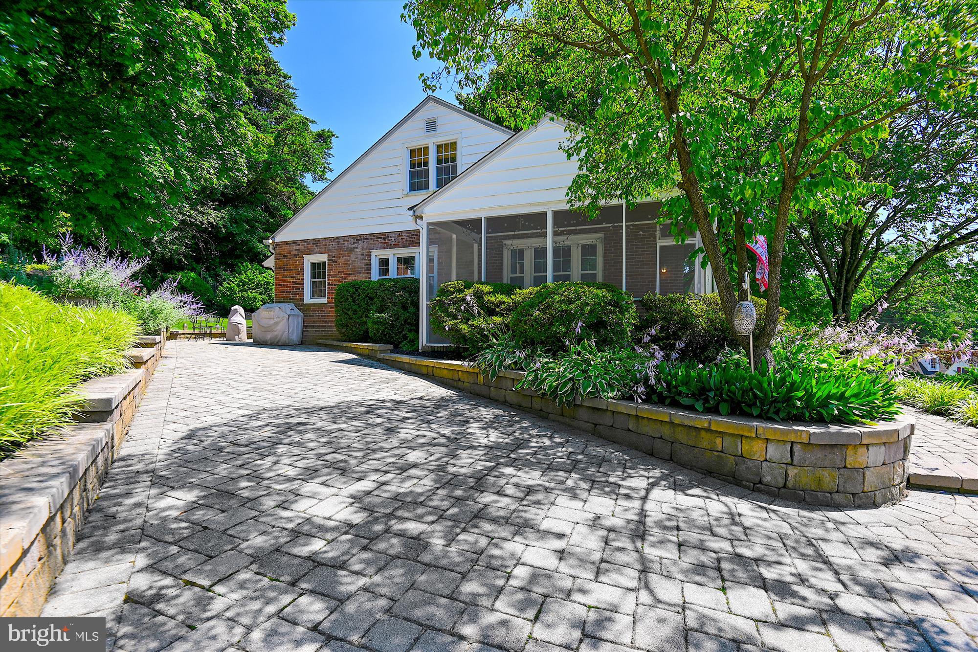 6672 Loch Hill Road Baltimore, MD 21239 - Photo 23 of 30 Side Exterior with Screened Porch