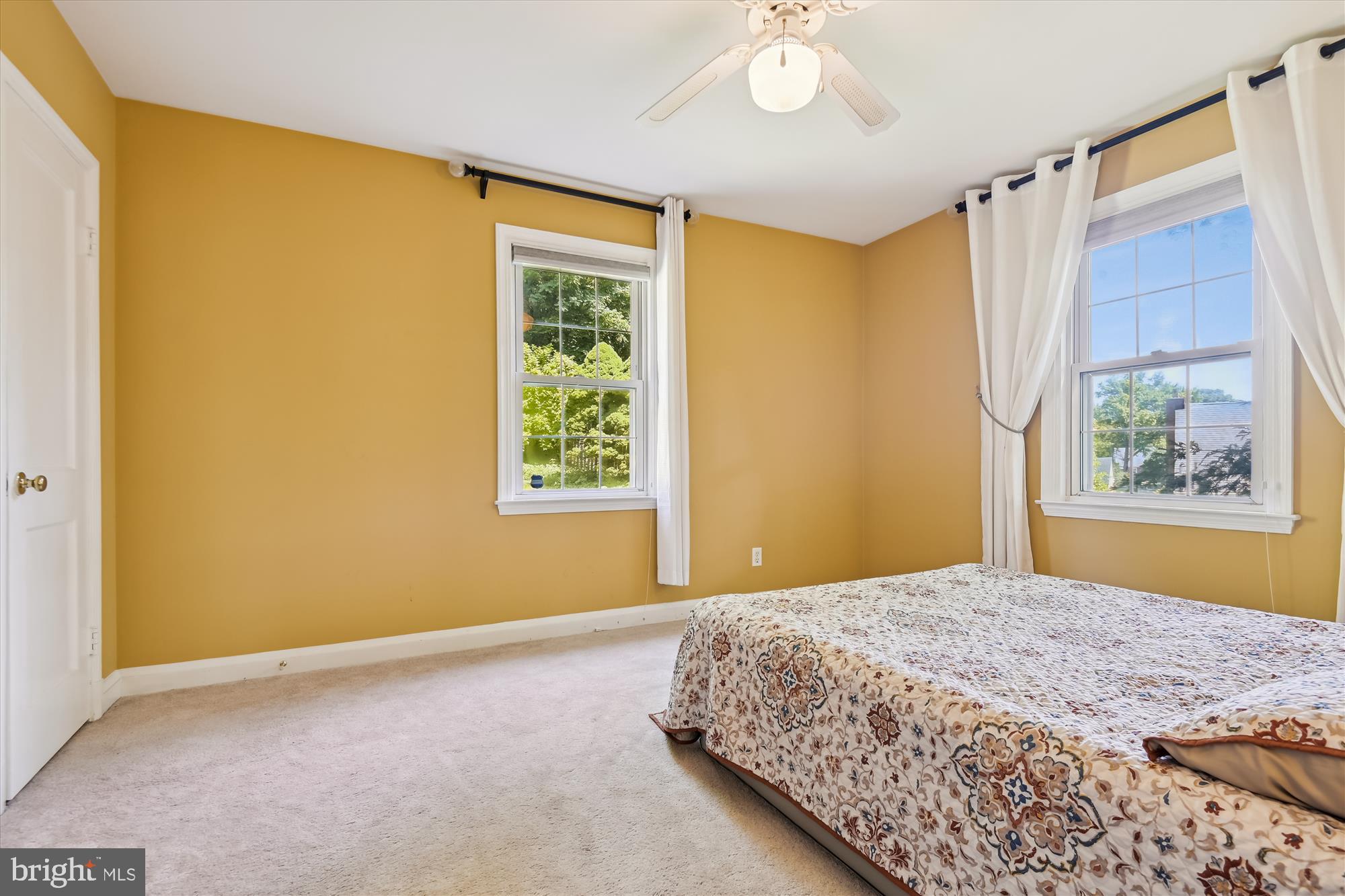 6672 Loch Hill Road Baltimore, MD 21239 - Photo 10 of 30 Main Level bedroom #1