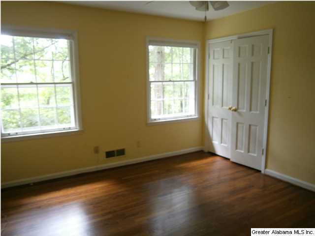3557 Victoria Road Birmingham, AL 35223 - Photo 12 of 32