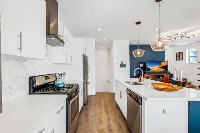 $445,900 | 467 Tailoff Lane, Sacramento, CA 95818