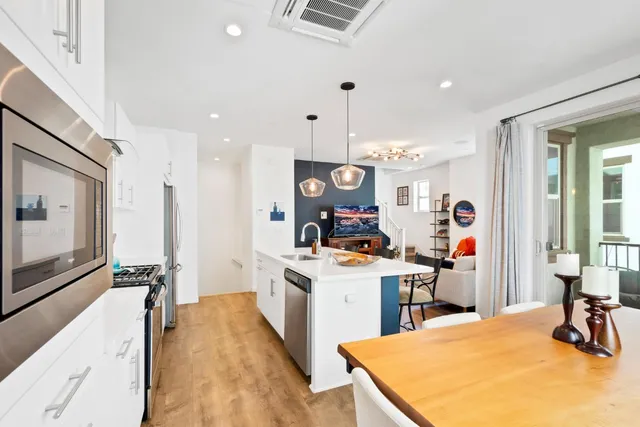 $445,900 | 467 Tailoff Lane, Sacramento, CA 95818