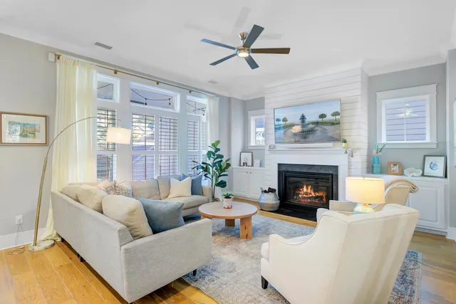 $1,225,000 | 1368 Founders Way, Mount Pleasant, SC 29464