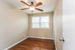 $2,005 | 1006 Southwest Lakeview Boulevard, Lee's Summit, MO 64081