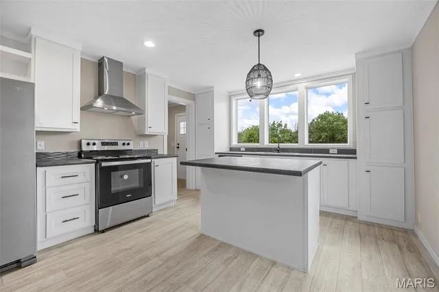 $249,900 | 30 Jenna Lee Drive, Foley, MO 63347