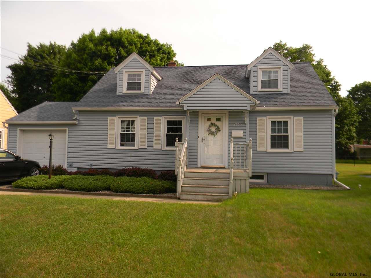 2055 Careleon Road Rotterdam, NY 12303 - Photo 2 of 25 Photo 2