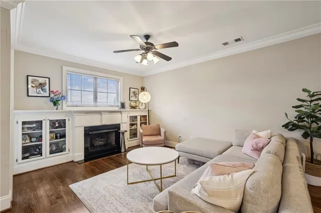 $3,450 | 305 Le Gran Bend, Atlanta, GA 30328