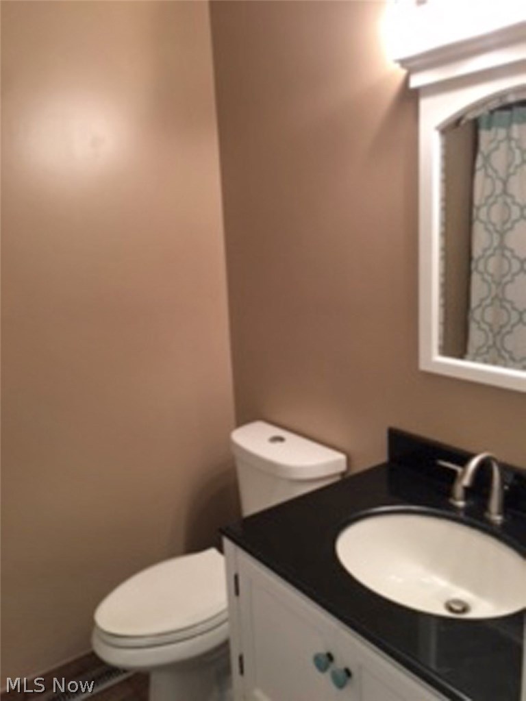 6019 Ravine Boulevard Parma, OH 44134 - Photo 11 of 20 Gallery Image 11
