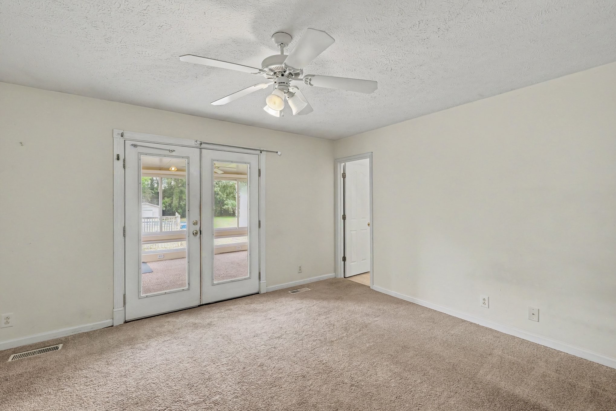 104 Johnny Ruth Court Murfreesboro, TN 37127 - Photo 12 of 16