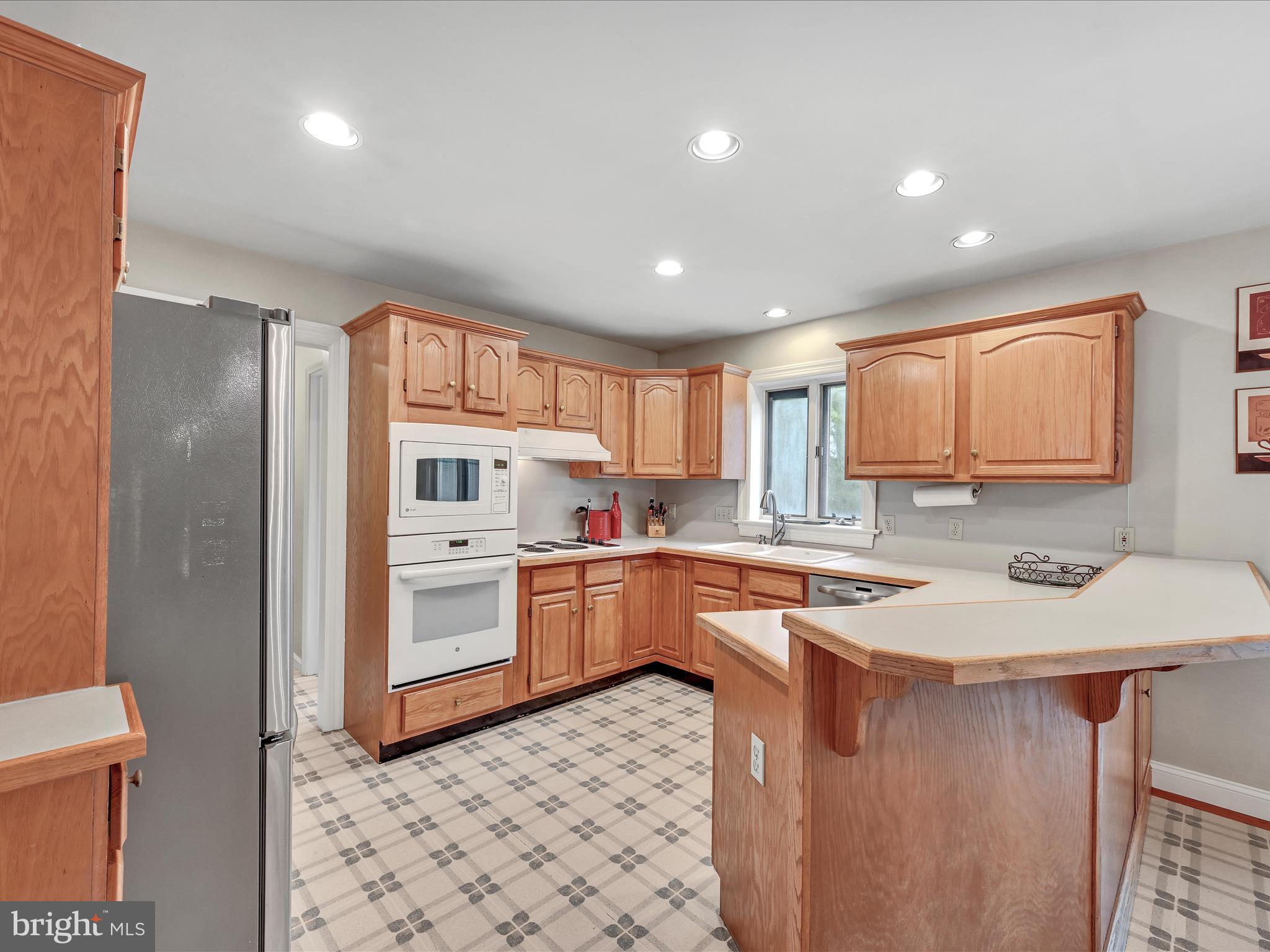 2449 Raleigh Drive Lancaster, PA 17601 - Photo 15 of 37 kitchen